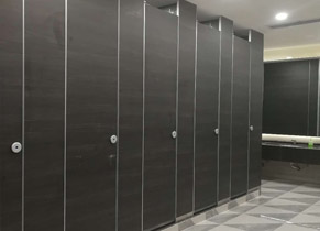 高鐵站衛生間隔斷